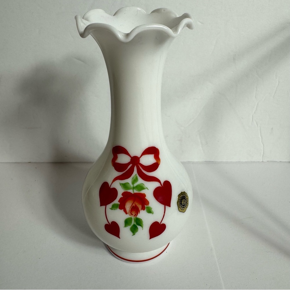Vintage Westmoreland Milk Glass vase with hand painted  Red Roses, Bows & Hearts